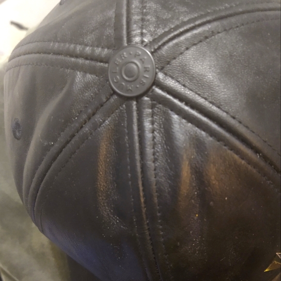 Mugler X H&M Leather Cap - Picture 4 of 6
